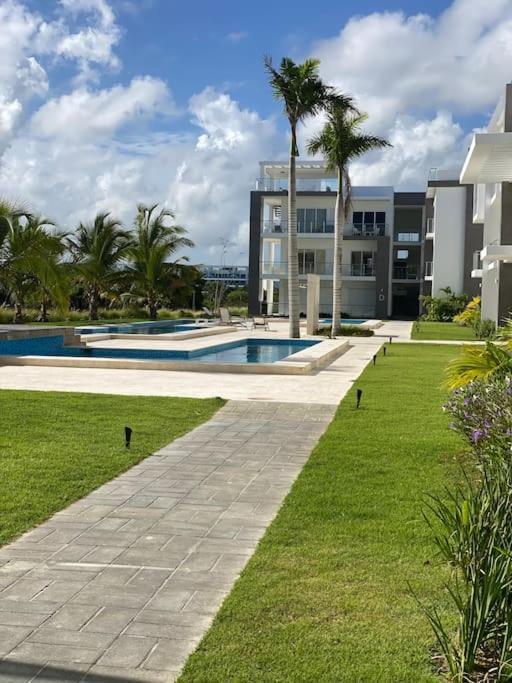 Estancia Napoles, Cana Bay Hard Rock. 푼타 카나 외부 사진